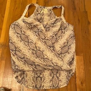 EUC Japna sleeveless snakeskin print silky top!